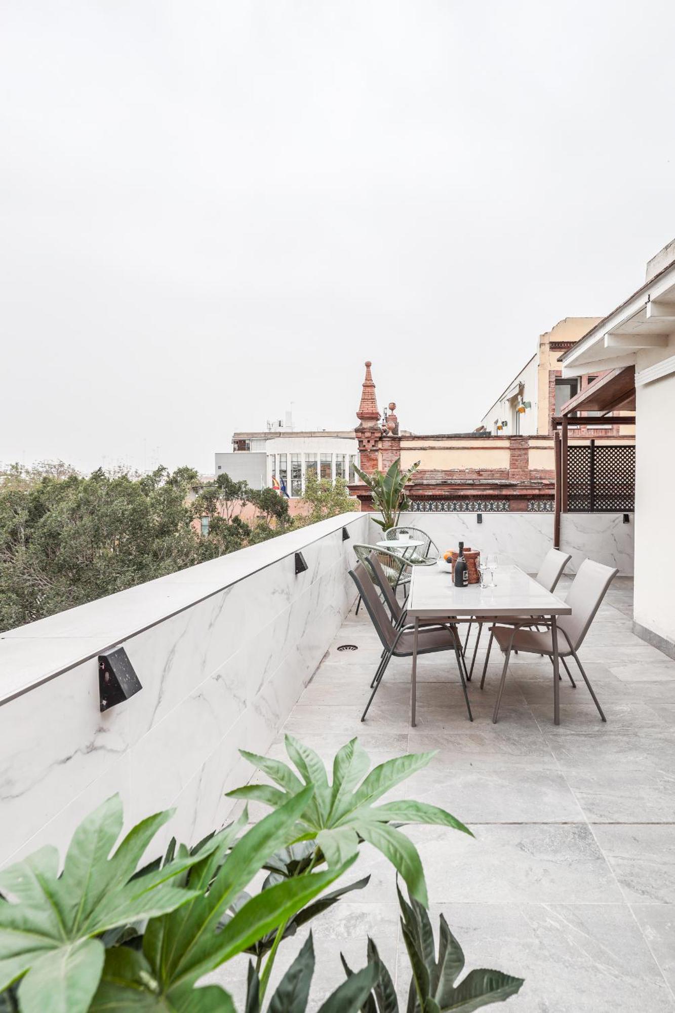 Fantástico ático 2 Hab Y Gran Terraza Privada