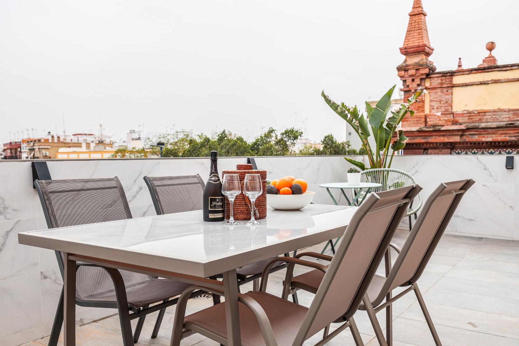 Fantastico Atico 2 Hab Y Gran Terraza Privada Apartment *